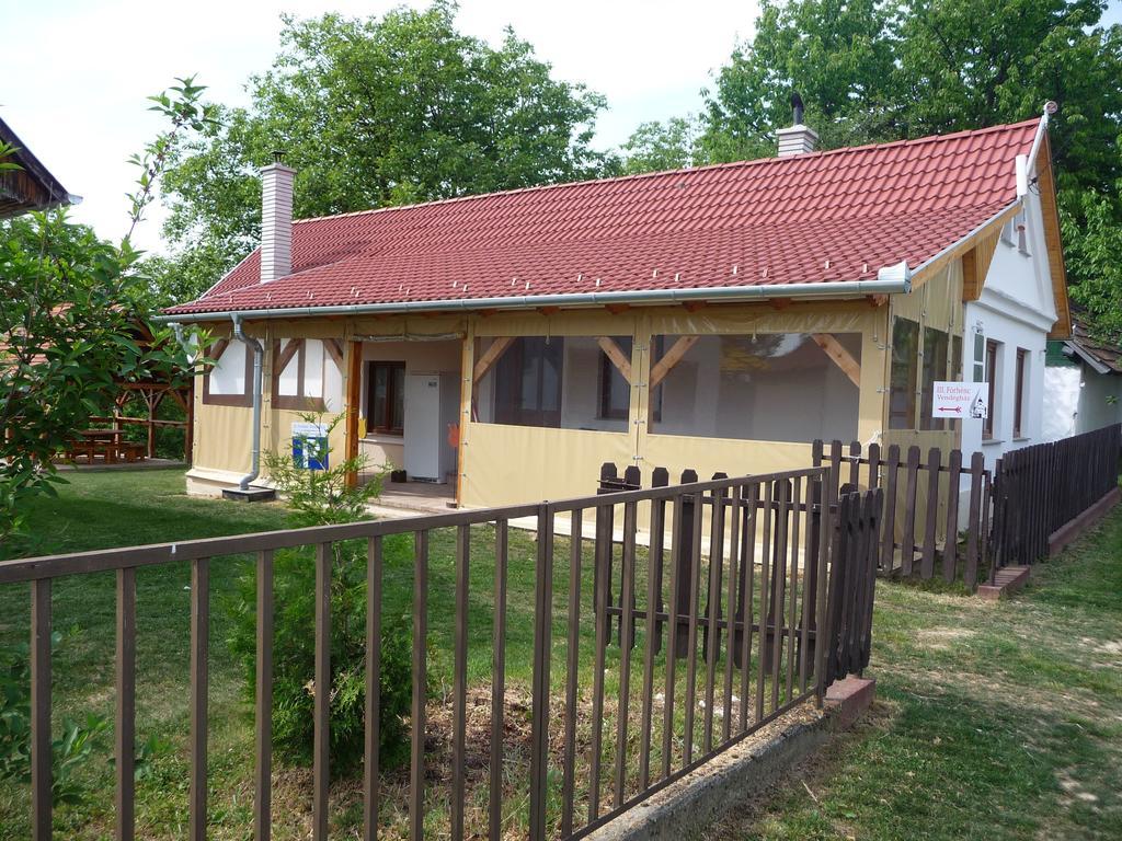 Foerhenc Wine House & Guesthouses I-Ii-Iii นาชคานีจา ภายนอก รูปภาพ