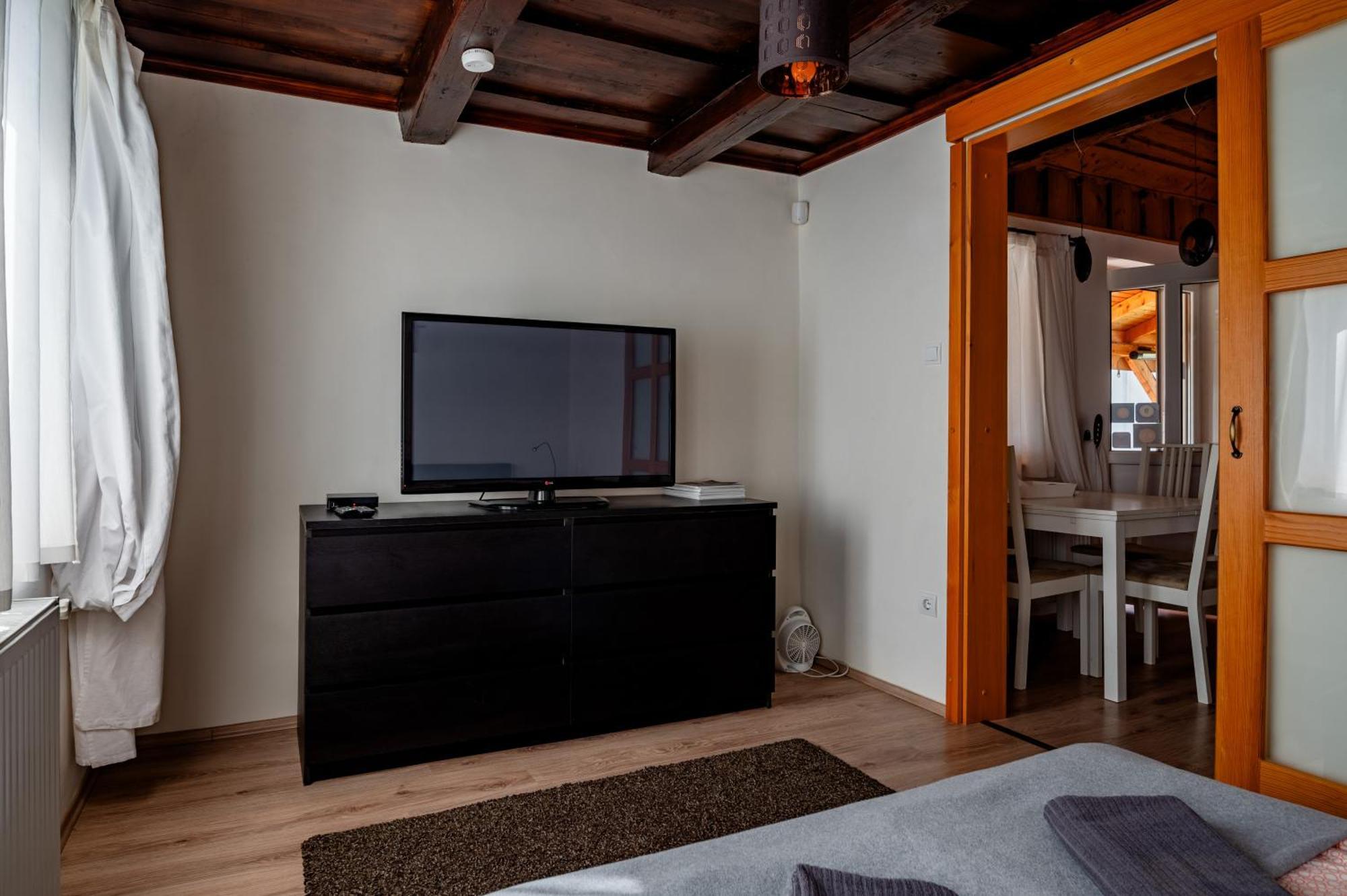 Foerhenc Wine House & Guesthouses I-Ii-Iii นาชคานีจา ภายนอก รูปภาพ
