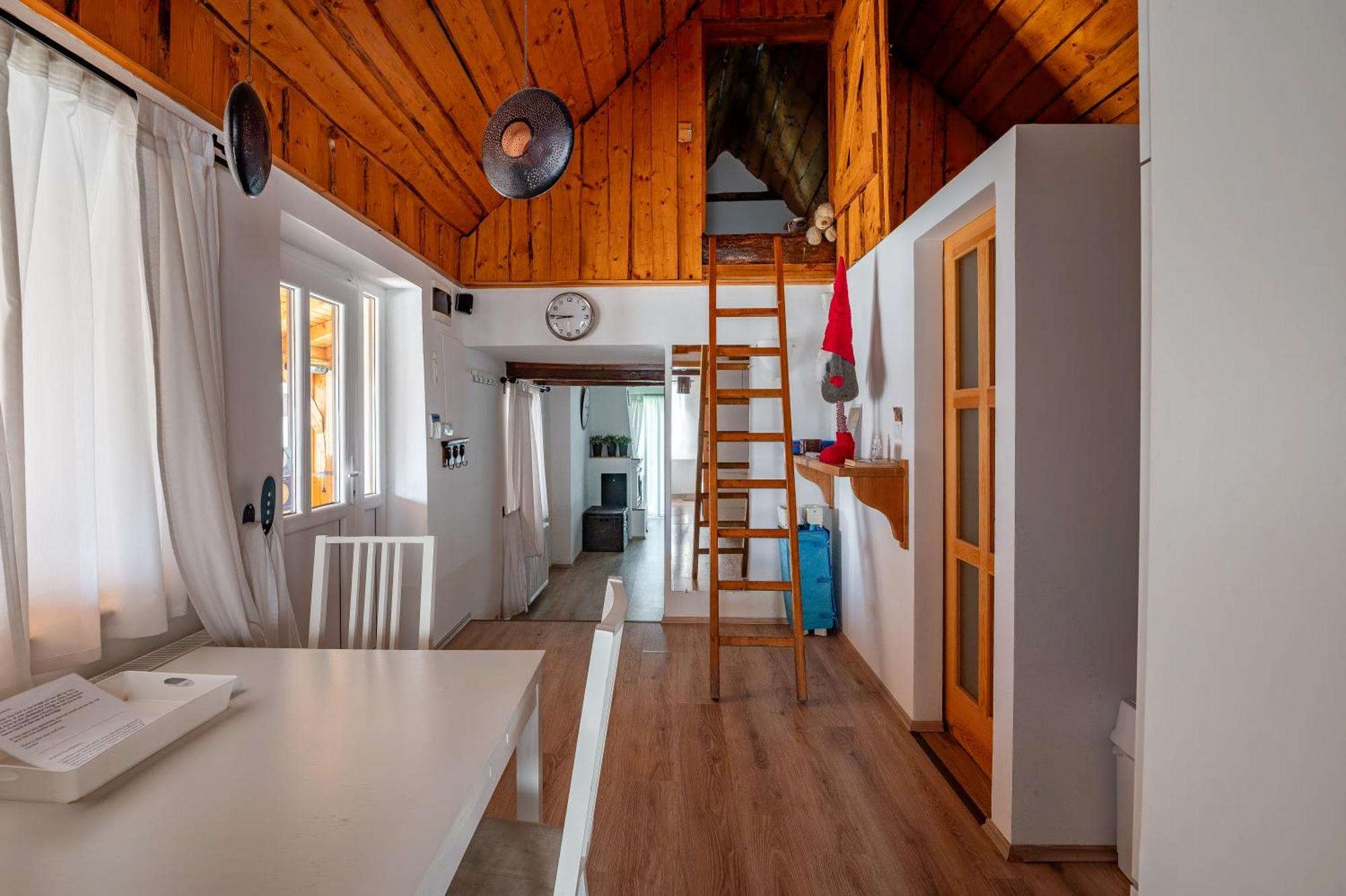 Foerhenc Wine House & Guesthouses I-Ii-Iii นาชคานีจา ภายนอก รูปภาพ