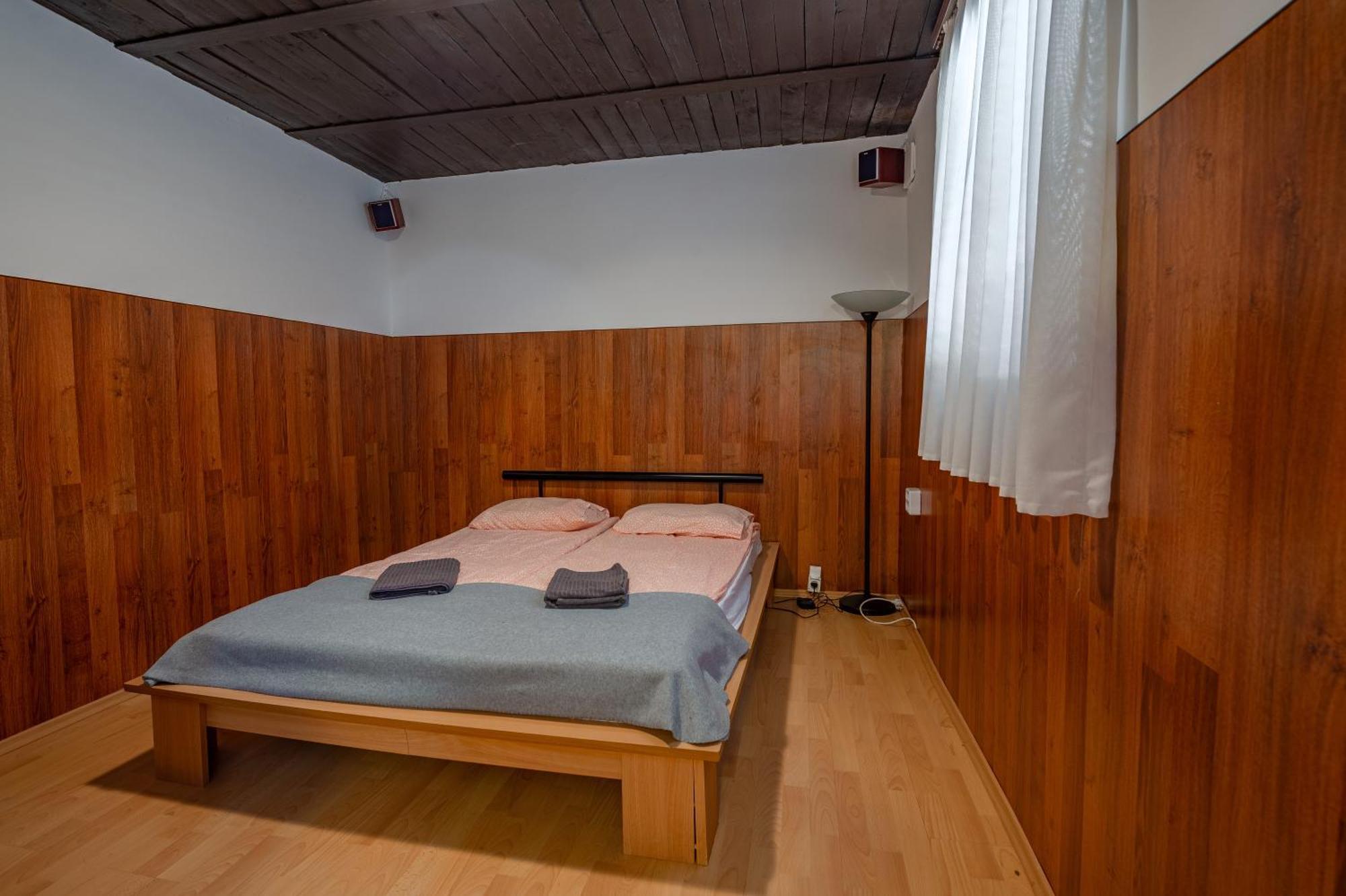 Foerhenc Wine House & Guesthouses I-Ii-Iii นาชคานีจา ภายนอก รูปภาพ