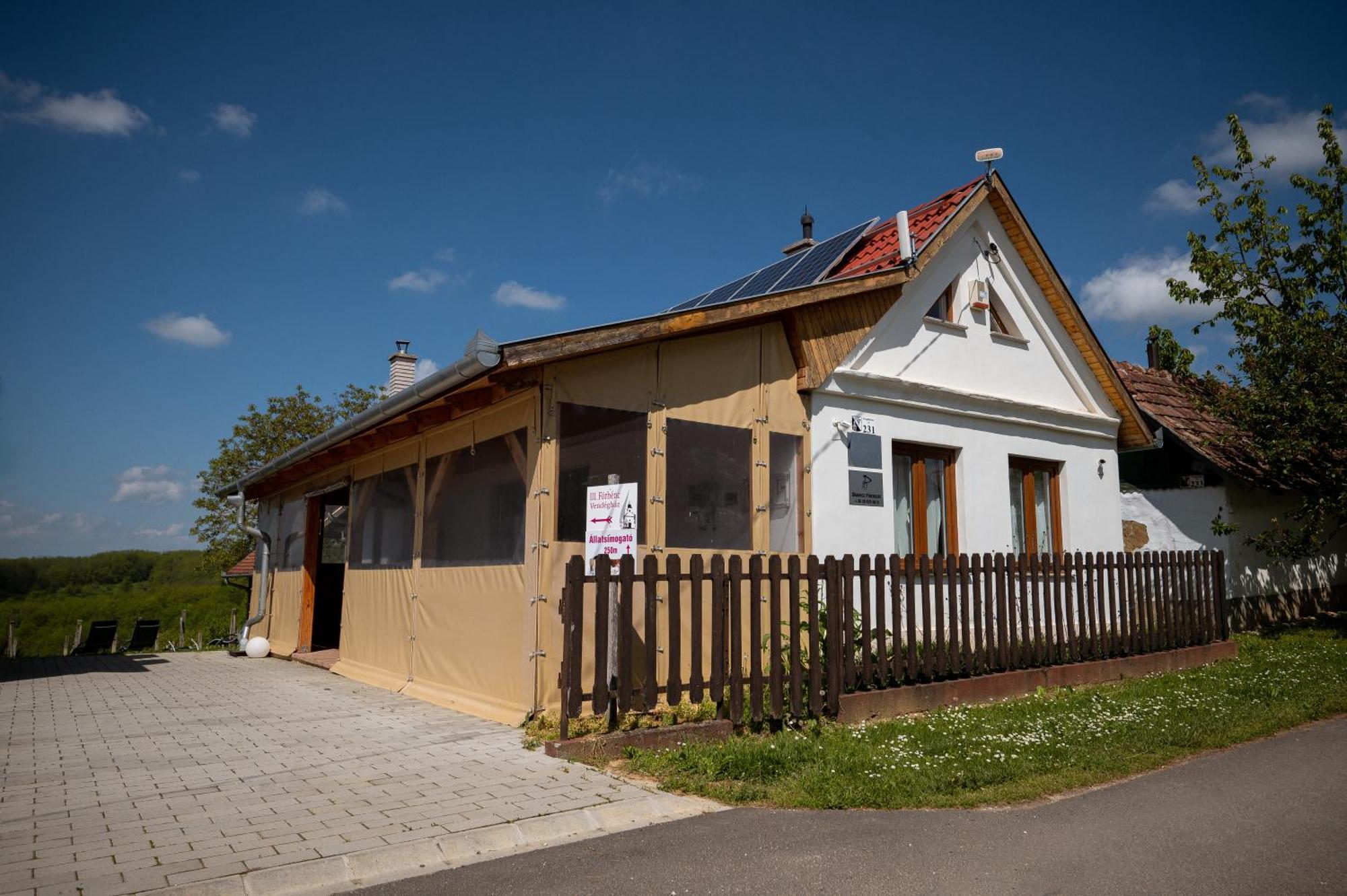 Foerhenc Wine House & Guesthouses I-Ii-Iii นาชคานีจา ภายนอก รูปภาพ